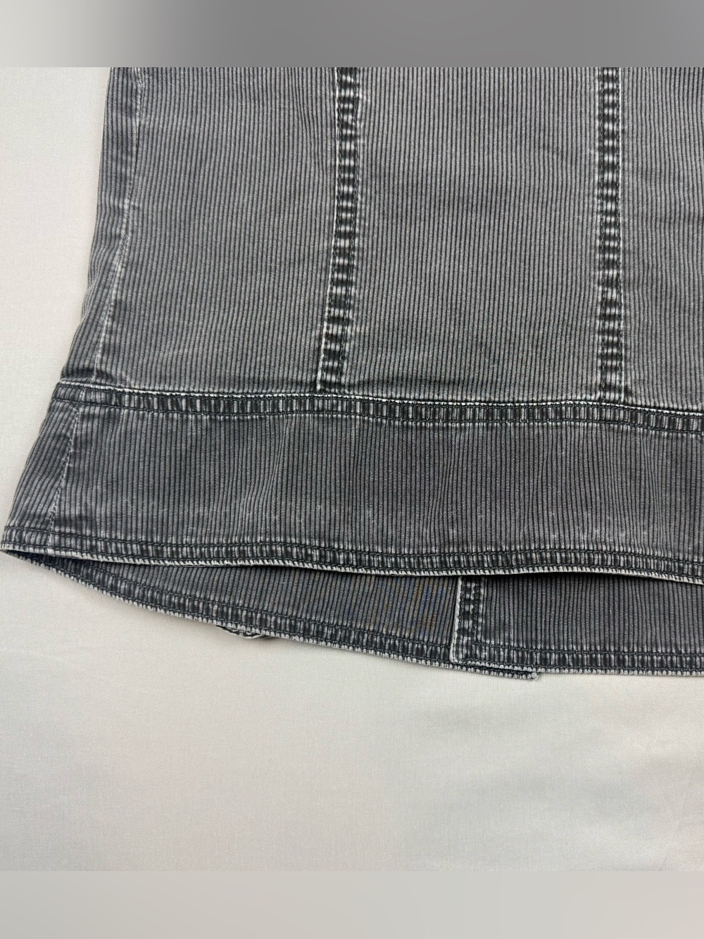 Vtg Y2K Diesel Womens Corduroy Vest Sz Large Slim Fit Grey Grunge Button Up B9 - Picture 7 of 9